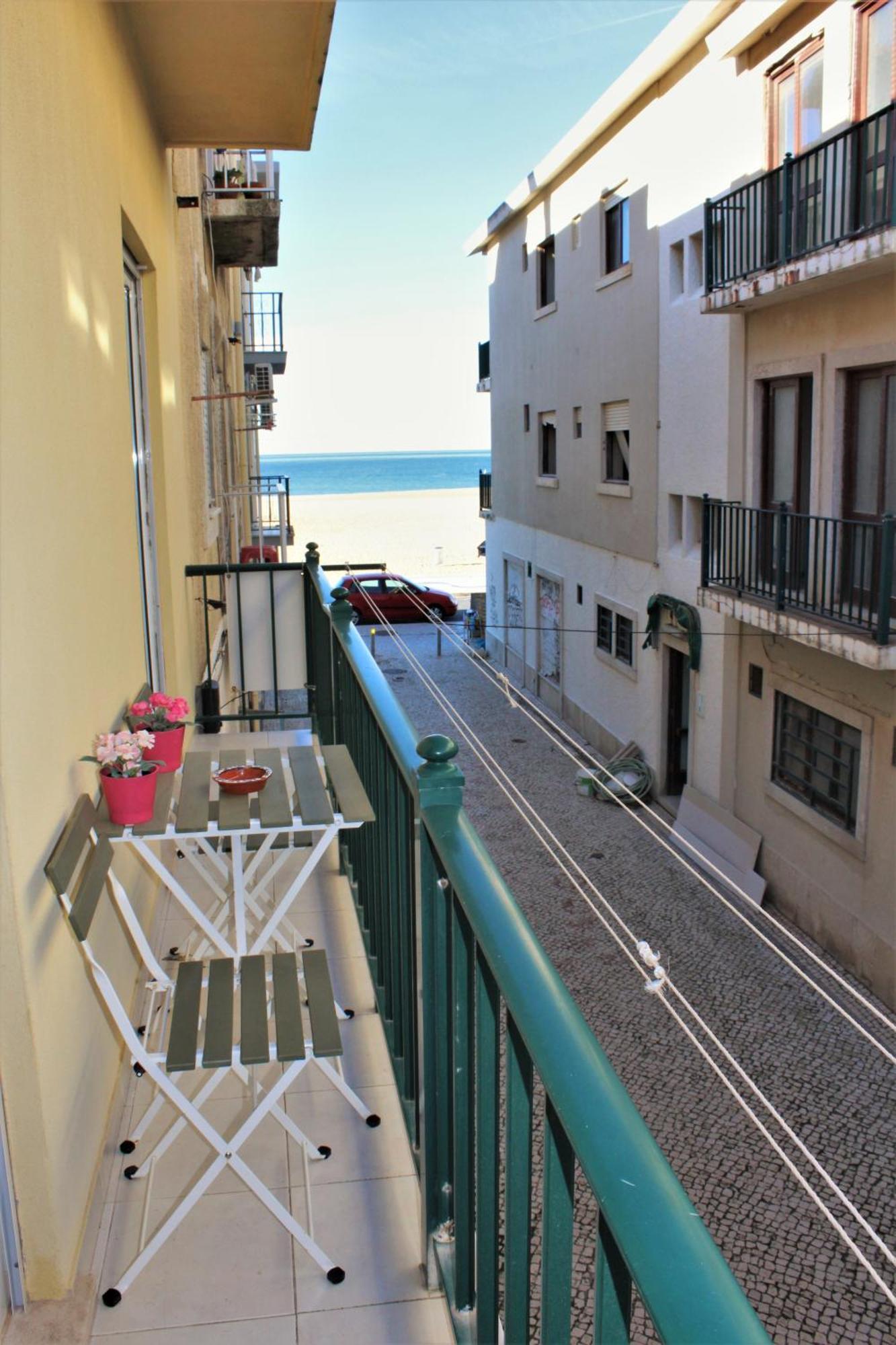 Casa Carvalho Laranjo Apartment Nazare Exterior photo
